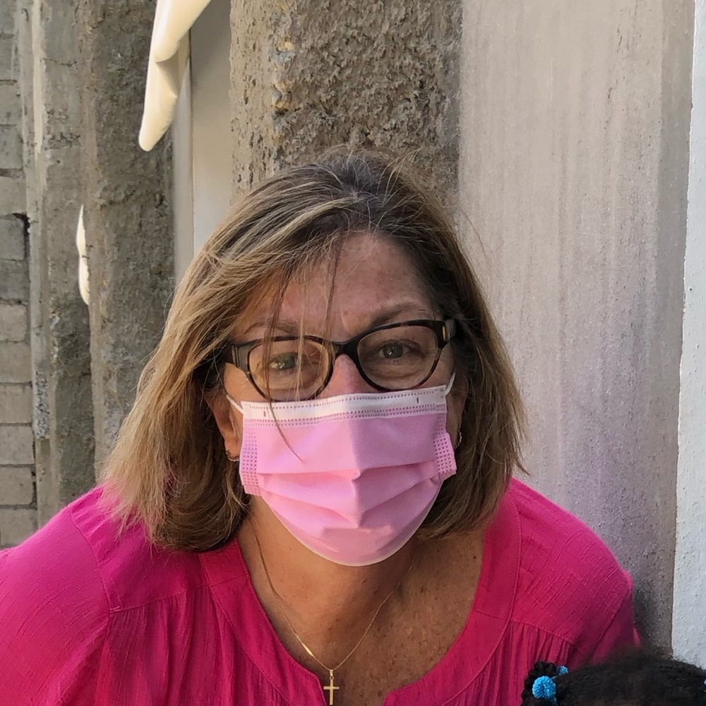 Meet your Posher, Linda
